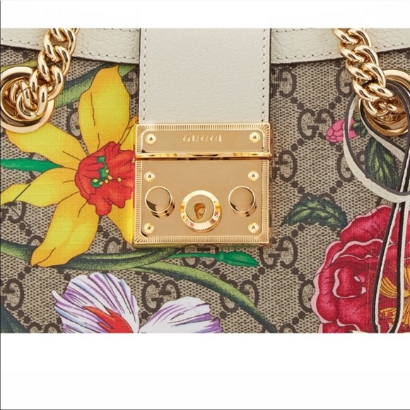 Gucci GG Flora Shoulder Bag - Picture 4 of 13
